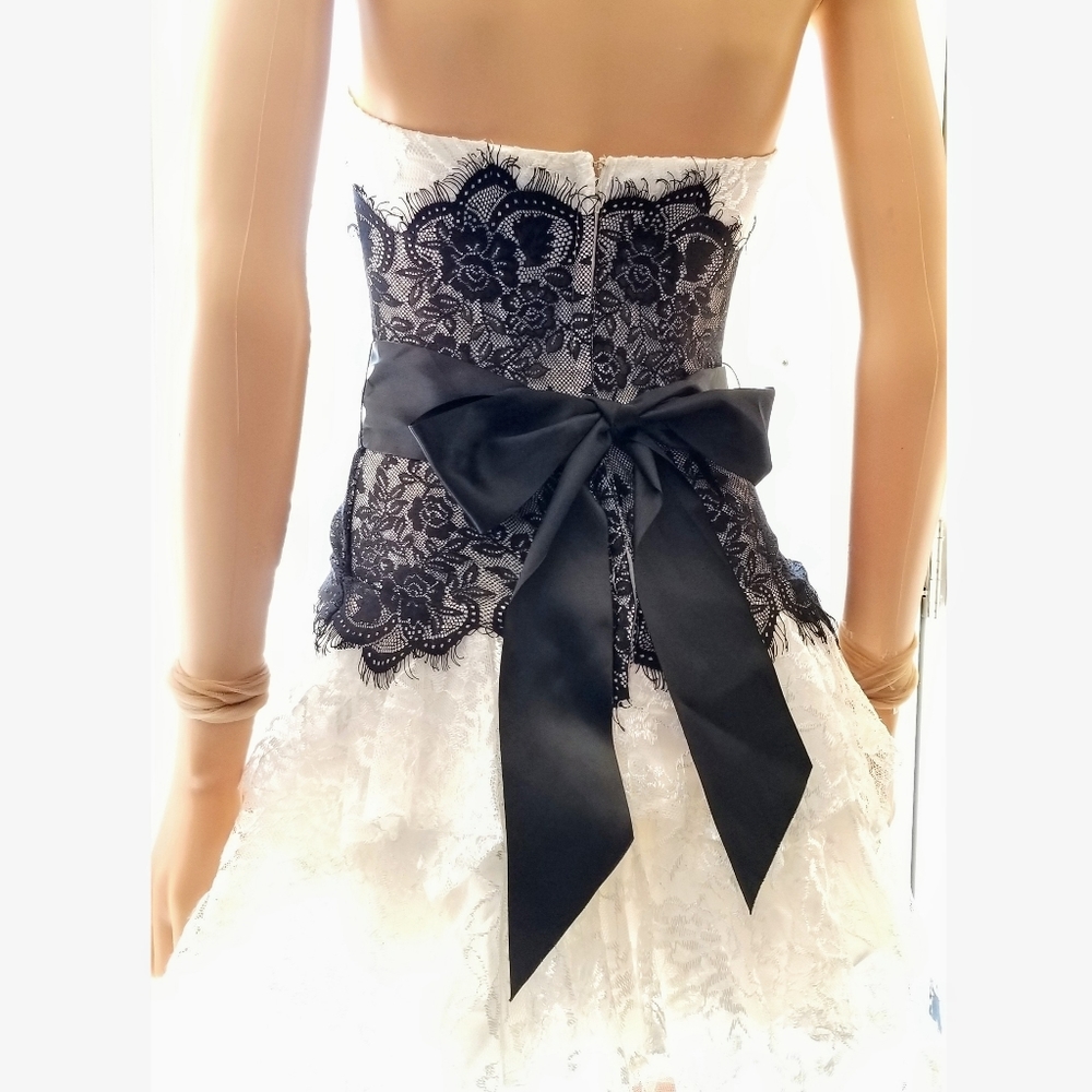 Fiesta Short Poof White/Black Lace Dress, XS - Picture 3 of 6